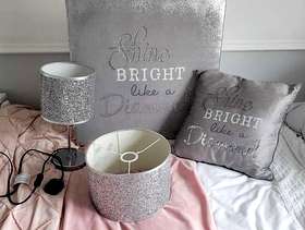 Freecycle Sparkle bedroom set