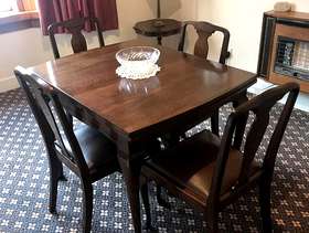 Freecycle Dining room table and chairs