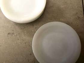 Freecycle Opaque white side plates Set of 8