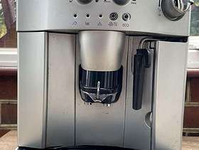 Freecycle De'Longhi Magnifica, Automatic Bean to Cup Coffee Machine, Espresso, Cappuccino, ...