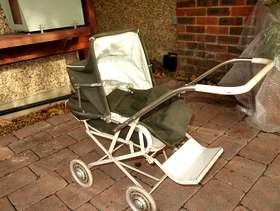 Freecycle Child's pram (circa 1940-50's)