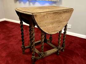 Freecycle Oval Oak Dropleaf Table circa 1920