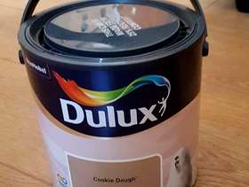 Freecycle 2.5 litre tin of Dulux cookie dough Matt emulsion