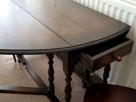 Freecycle Dark oak Oval dining table.