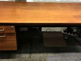 Freecycle Office Desk Teak Wood Veneer