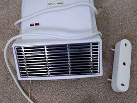 Freecycle Electric heater bathroom safe