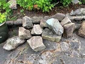 Freecycle Rockery stones