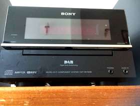 Freecycle Sony Micro Hi Fi CMT BX70DBi