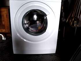 Freecycle Zanussi washing machine.