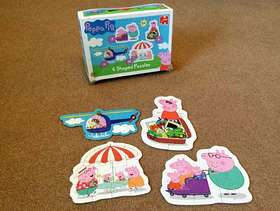 Freecycle Peppa Pig - Four Shaped Puzzles