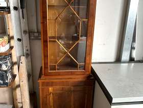 Freecycle Dresser