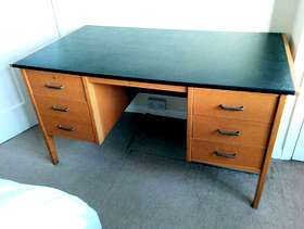Freecycle Desk