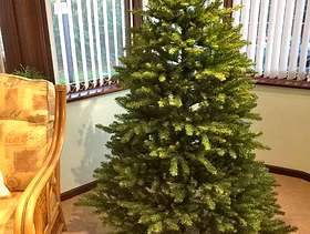 Freecycle ARTIFICIAL CHRISTMAS TREE 5ft