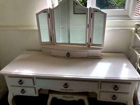 Freecycle Dressing table, mirror and chair