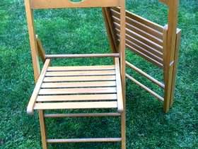 Freecycle Wooden folding chairs