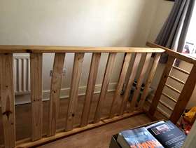 Freecycle Single bed (no mattress)