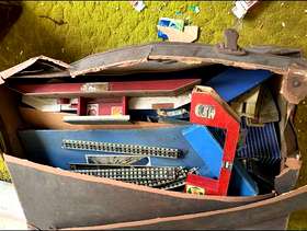 Freecycle Vintage train set