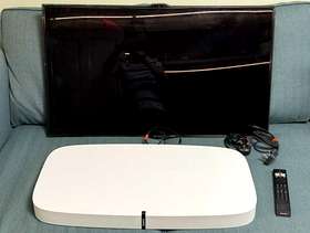 Freecycle 40 inch Samsung TV and Sonos soundbar