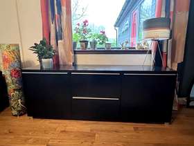 Freecycle Habitat sideboard