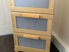 Freecycle Bedside table