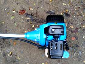 Freecycle Sgs 52cc two stroke petrol strimmer
