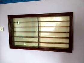 Freecycle Wall display unit
