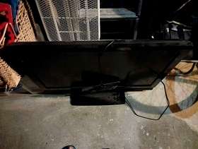 Freecycle Toshiba TV Flat Screen