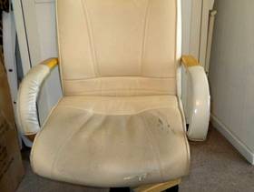 Freecycle Desk chair
