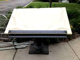 Freecycle Drafting Table