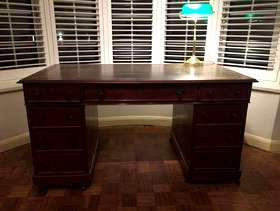 Freecycle Pedestal desk