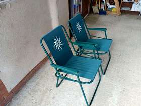 Freecycle Pair of sturdy folding garden/camping chairs