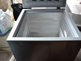 Freecycle Single chest freezer