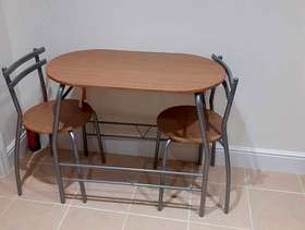 Freecycle Table and 2 Chairs.