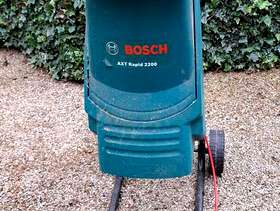 Freecycle Bosch Garden Shredder AXT Rapid 2200