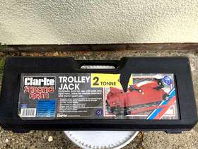 Freecycle FOR SALE: Clarke 'Strong Arm' CTJ2Q 2 tonne trolley jack. ...