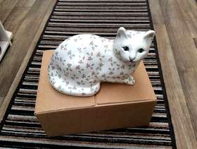 Freecycle Cat ornament