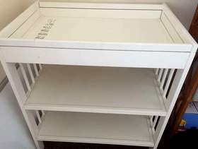 Freecycle Changing Table