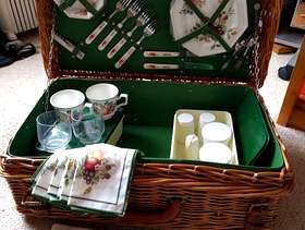 Freecycle Picnic Hamper