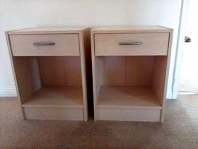 Freecycle 2 bedside cabinets, matches dressing table on this site
