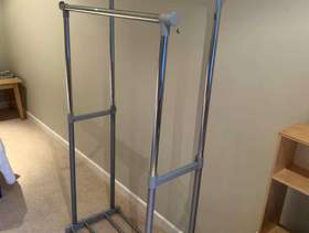 Freecycle Clothes rail