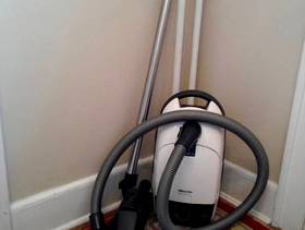 Freecycle Miele Vacuum Cleaner - needs repair