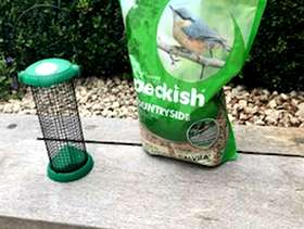 Freecycle Bird feeder and food