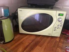 Freecycle Microwave