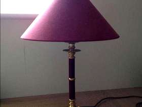 Freecycle Beautiful Bordeaux lamp