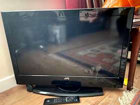 Freecycle Jvc 32" tv