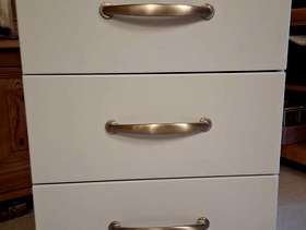 Freecycle Chest of drawers