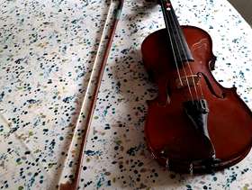 Freecycle Stentor Student 1 violin and bow