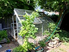 Freecycle Greenhouse