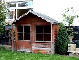 Freecycle Wooden wendy house