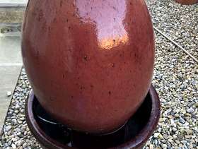 Freecycle Egg shaped water feature